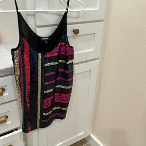 Sequin tank